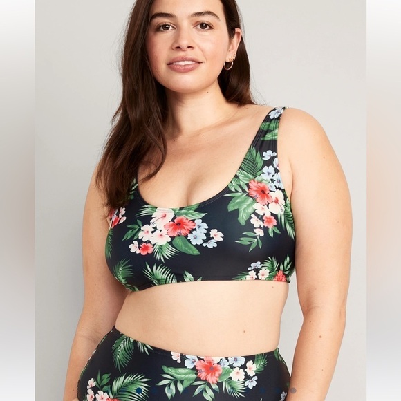 NWT! 2pc Scoop-Neck Bikini Swim Top & Bottom - Size Medium - Picture 4 of 6